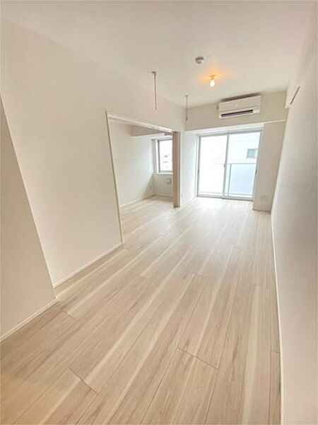 居室・リビング　☆広々としたリビング☆