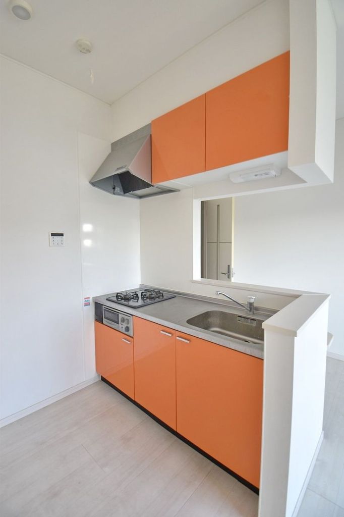 キッチン　※同タイプ別棟の写真です。