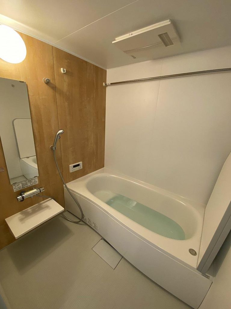 バス・シャワールーム