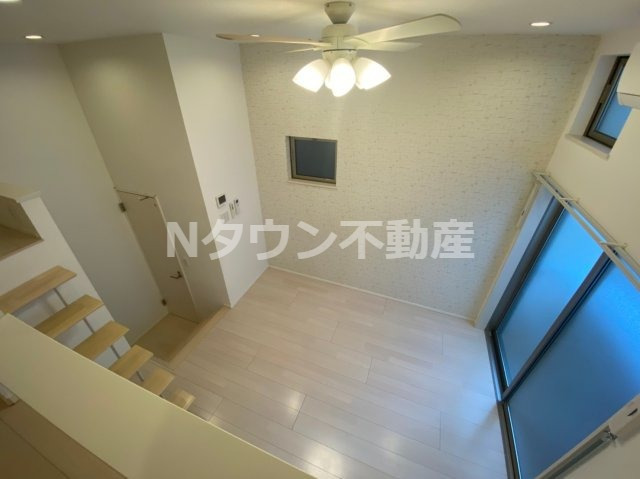 居室・リビング　こちらの居間で趣味の時間をお楽しみください