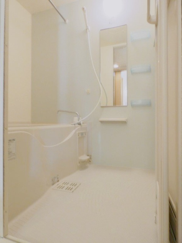 バス・シャワールーム　図面と現状に相違がある場合には現状を優先