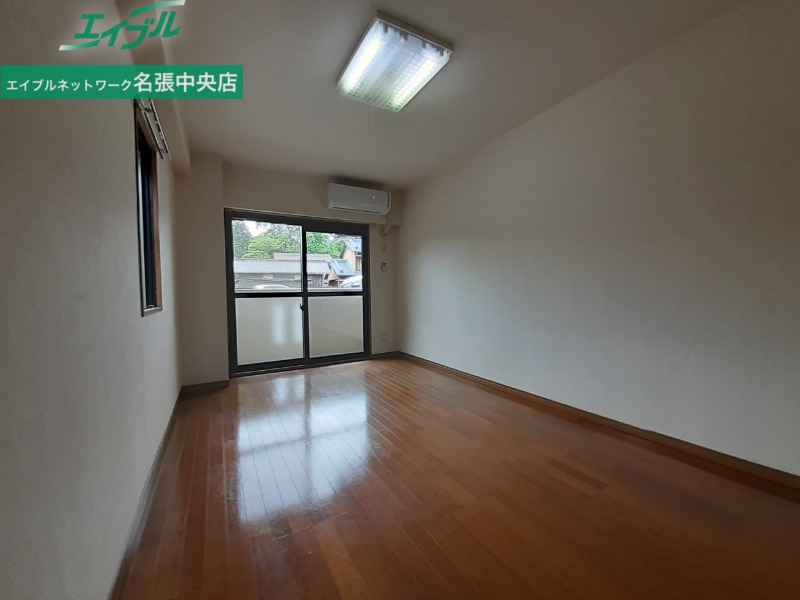 居室・リビング　同タイプ・別室の写真です。