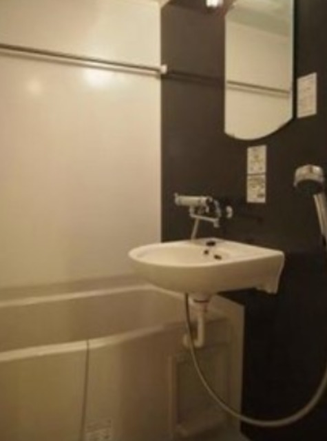 バス・シャワールーム　バスルーム