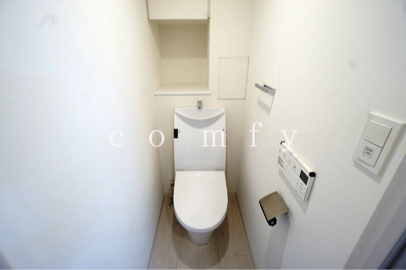 トイレ　ウォシュレット付きトイレ