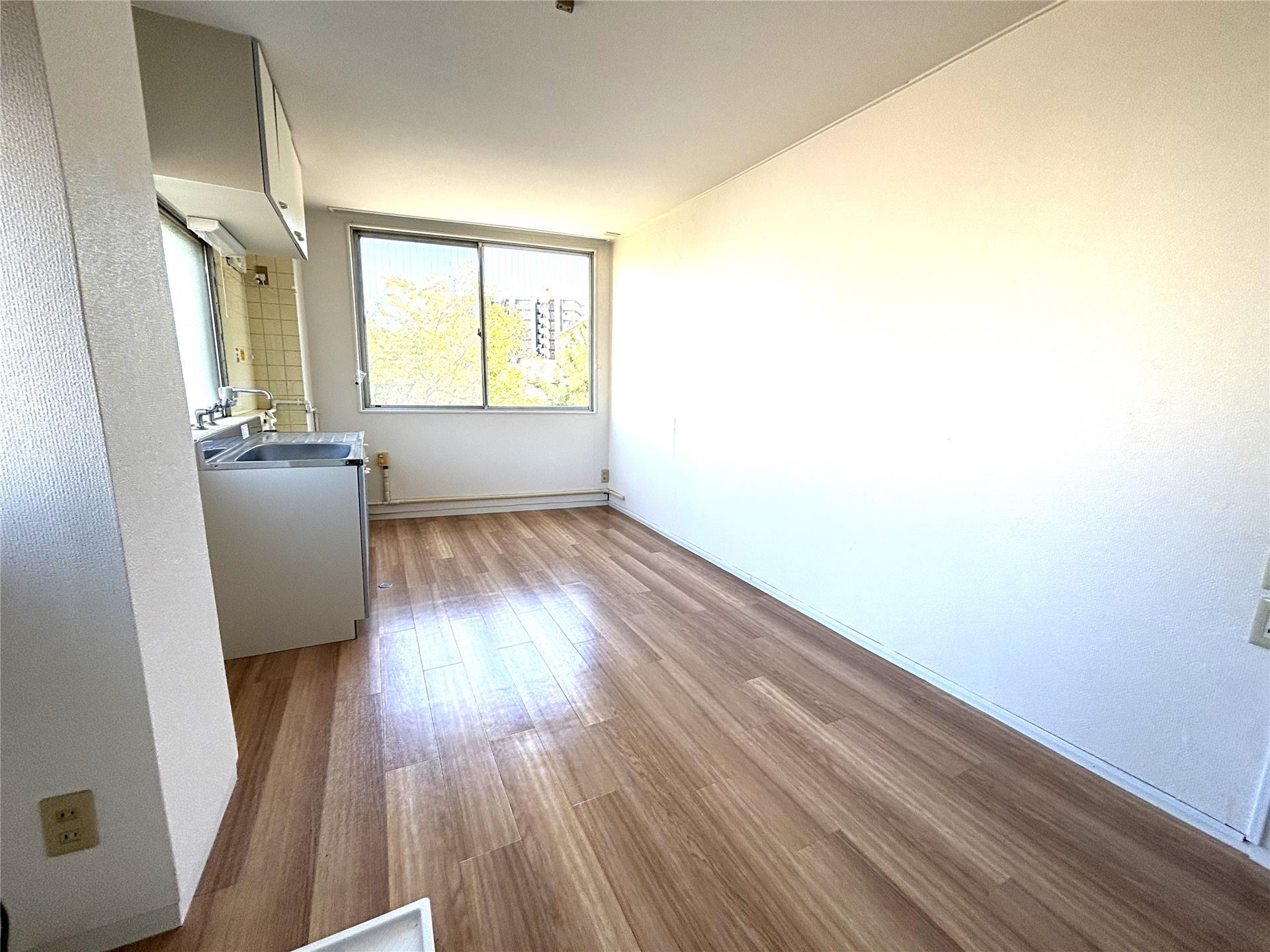 居室・リビング　2面採光で明るいLDK9.0帖♪