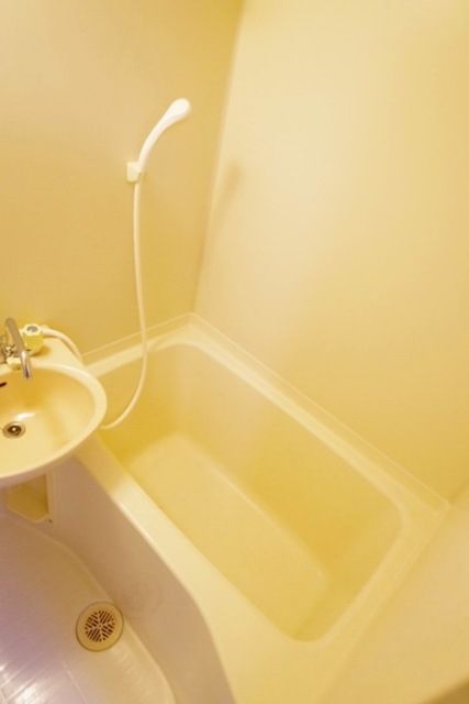 バス・シャワールーム　★お部屋探しはタウンハウジング稲田堤店まで★