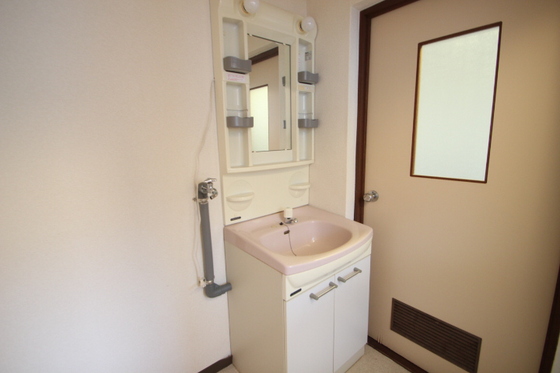 洗面設備　※別部屋の写真です