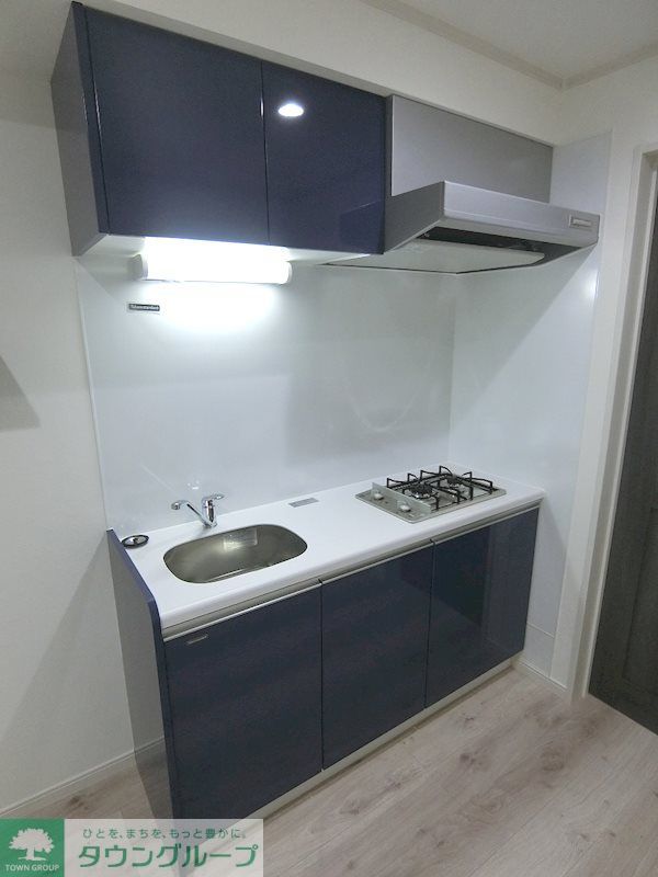 キッチン　2口ガスコンロで楽しくお料理♪キッチン壁はマグネット対応で…