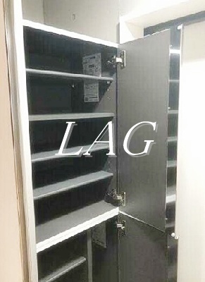 玄関　玄関です。