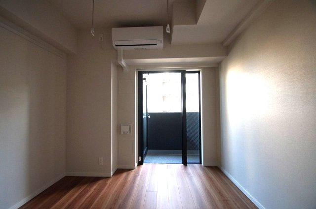 居室・リビング　南東向きのお部屋です