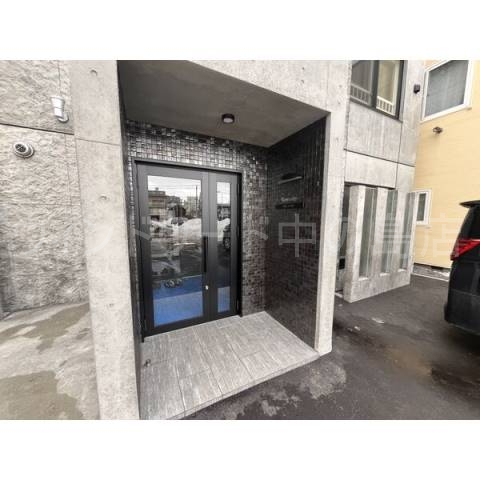 エントランス　詳細は、ウィンドワード中の島店までご相談下さい。