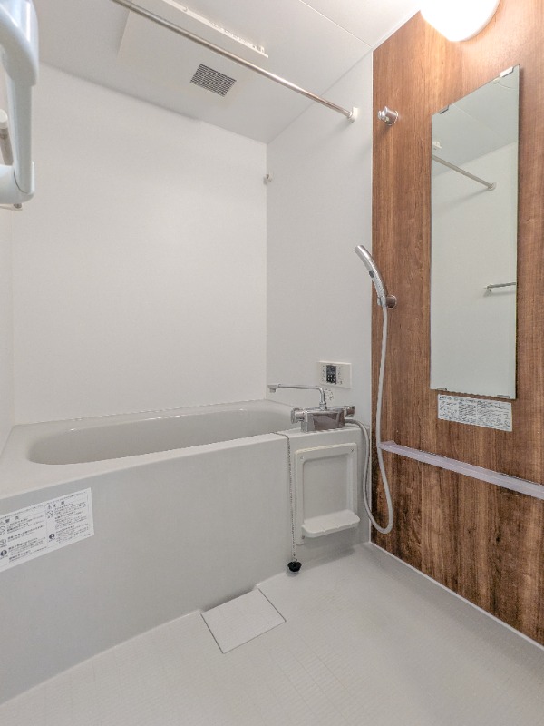 バス・シャワールーム　図面と現状に相違がある場合には現状を優先