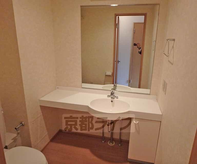 洗面設備　朝の支度はこちらでどうぞ