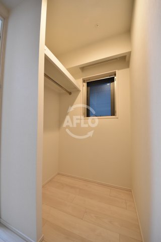 収納　ブランズ北堀江　ウォークインクローゼット