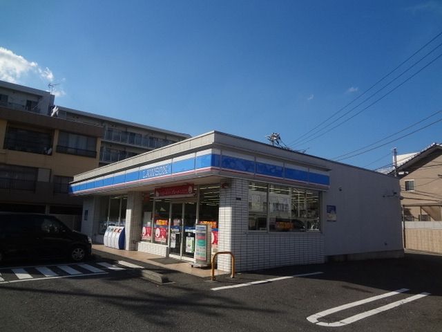 コンビニ　ローソン昭島松原町店（コンビニ）まで586m
