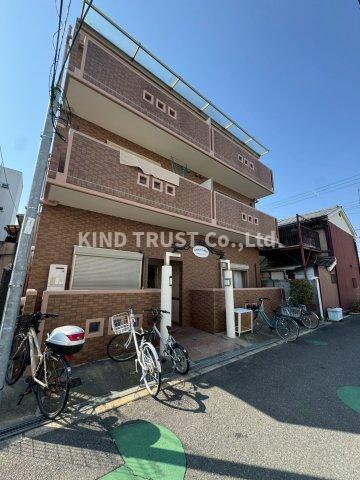 建物外観　外観は落ち着いています