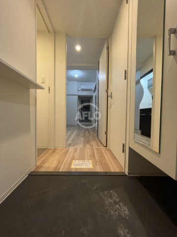 玄関　セレニテ堺筋本町リアン　玄関