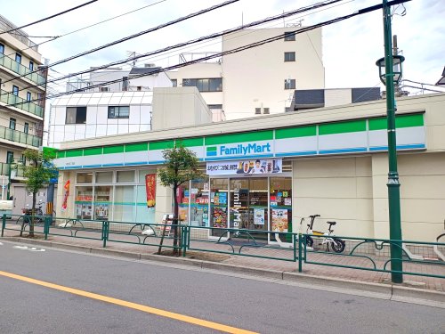 コンビニ　ファミリーマート高砂5丁目店（コンビニ）まで243m