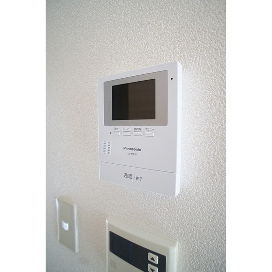 セキュリティ　モニタ付きインターホンでセキュリティも安心