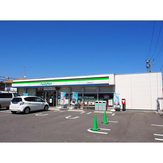 コンビニ　ファミリーマート郡山富久山梅田店（コンビニ）まで529m
