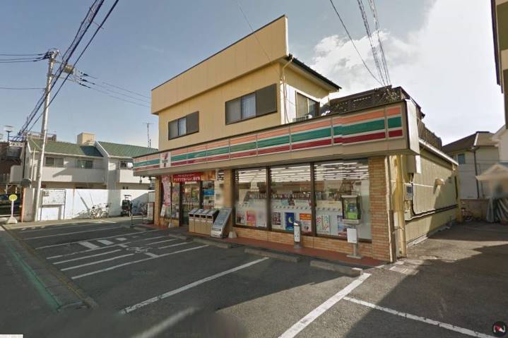 コンビニ　セブンイレブン（コンビニ）まで1119m