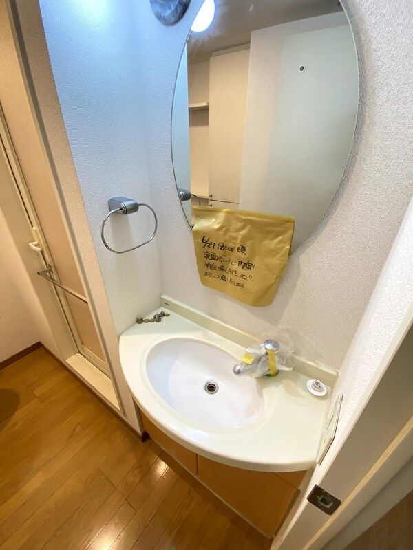 トイレ　落ち着いた色調のトイレです♪