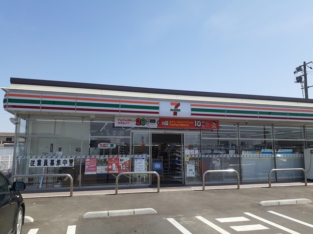 コンビニ　セブンイレブン岡山野殿東町店（コンビニ）まで300m