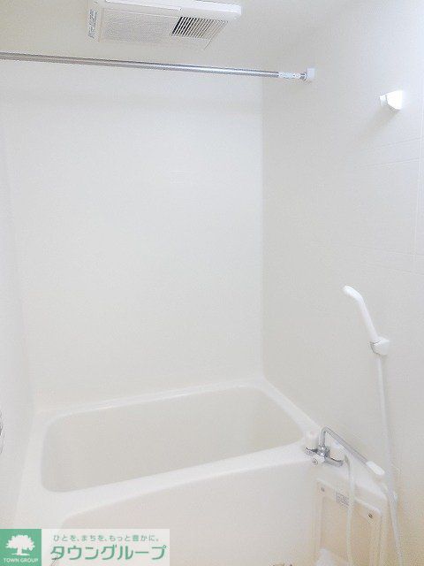 バス・シャワールーム　追い炊き機能付のお風呂