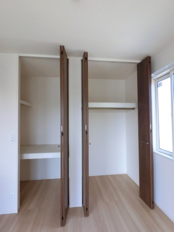 収納　図面と現状に相違がある場合には現状を優先