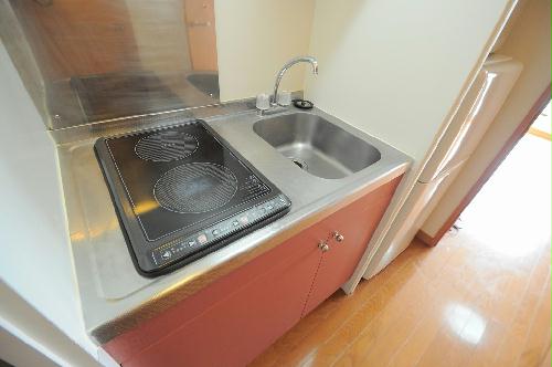 キッチン　キッチンの種類は異なる可能性が御座います。