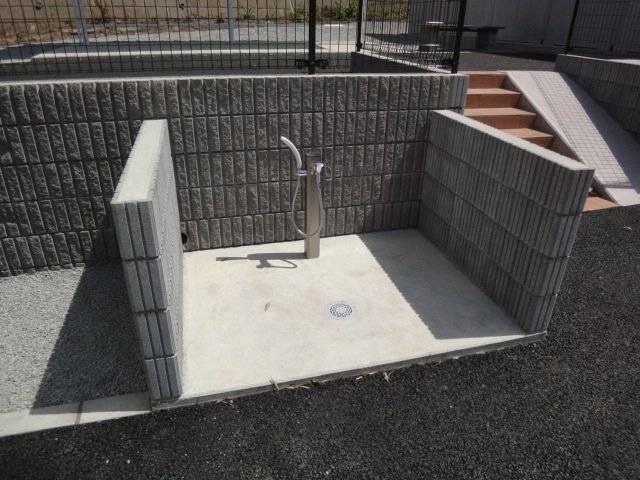その他設備　外観写真（昼）