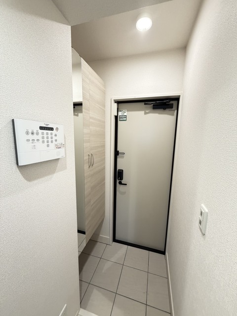 玄関　同施工会社参考写真です