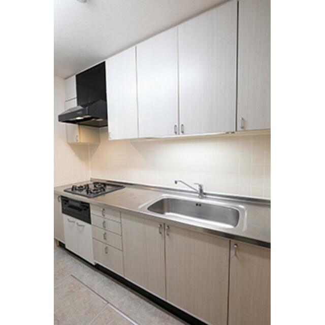 キッチン　※写真は同タイプ住戸です。