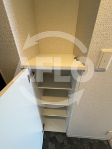 収納　M プラザ緑橋　シューズボックス