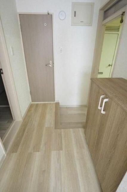 玄関　※全て別号室のお写真。内装等参考にしてください。