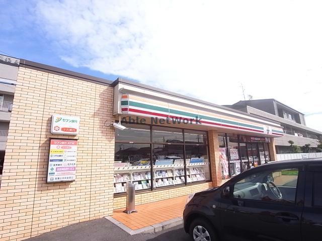 コンビニ　セブンイレブン大垣島里2丁目店（コンビニ）まで195m
