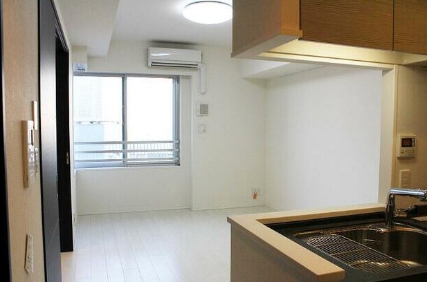 居室・リビング　※別部屋の参考写真です。