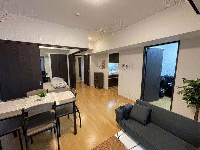 居室・リビング　家具は参考の物になります