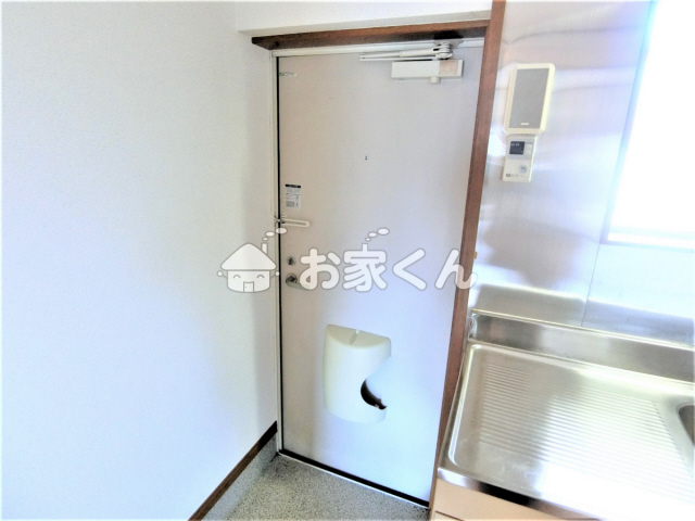 玄関　玄関(写真は別のお部屋です)