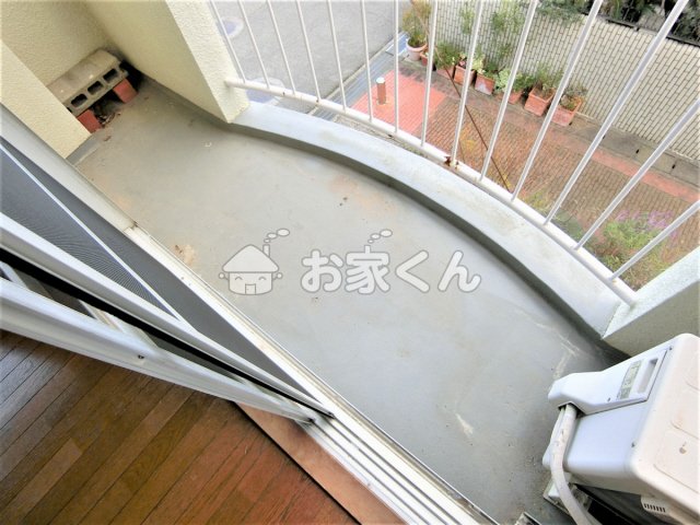 バルコニー　(写真は別のお部屋です)
