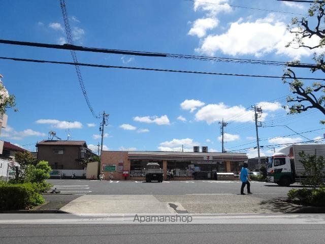 その他　セブンイレブン足立東伊興３丁目店（その他）まで807m