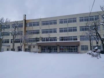 中学校　東栄中学校（中学校）まで1057m