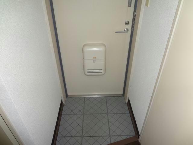 玄関　同物件、同タイプ