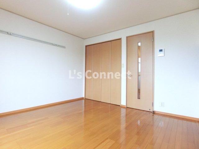 その他部屋・スペース　南向きのお部屋です。
