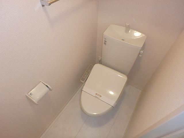 トイレ　ウォシュレット