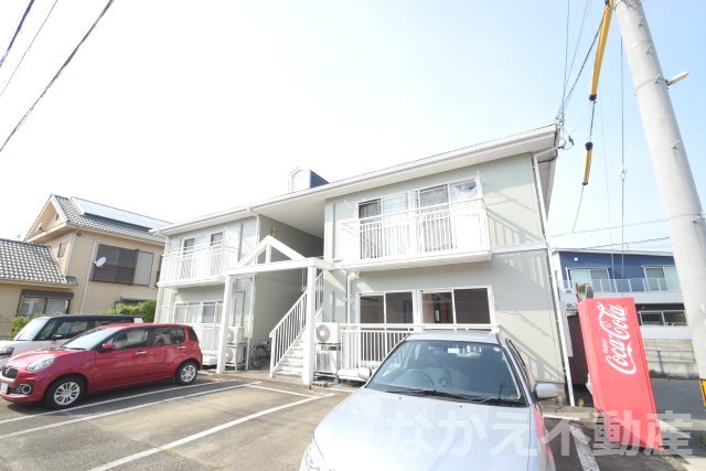 建物外観　落ち着いた雰囲気の外観です