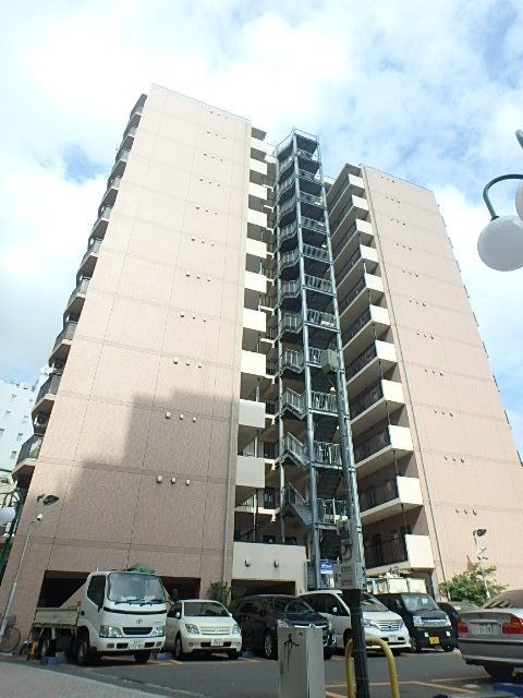 エントランス　☆川崎駅まで徒歩6分☆