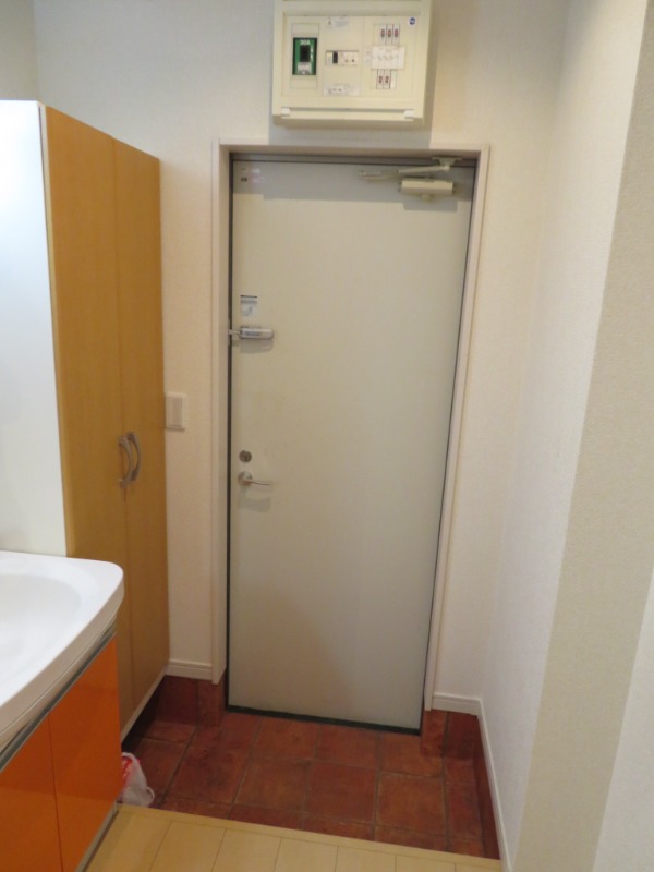玄関　※別部屋写真参照