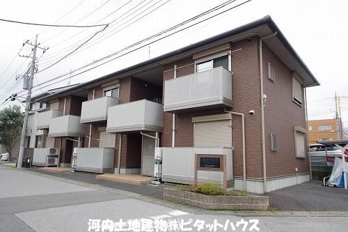 建物外観　ルナパレス