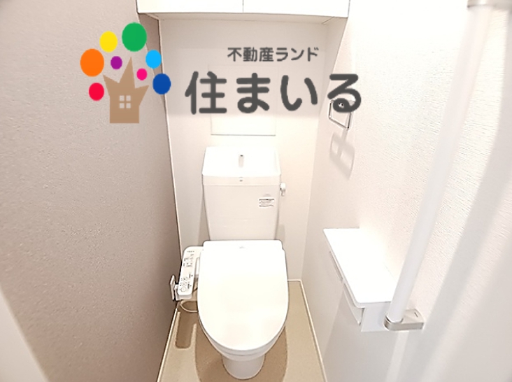 トイレ　※写真は同社同型タイプとなります